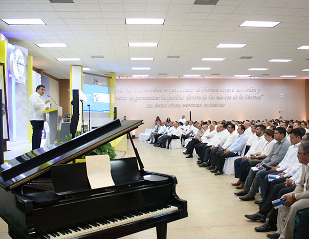 Rector de la UABCS rinde su Tercer Informe - CULCO BCS