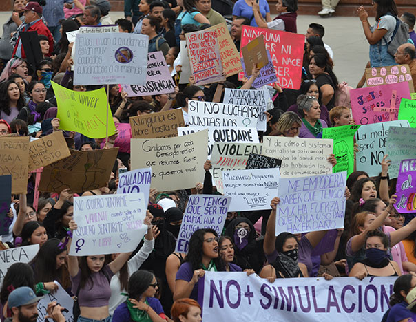 marcha feminicidios la paz